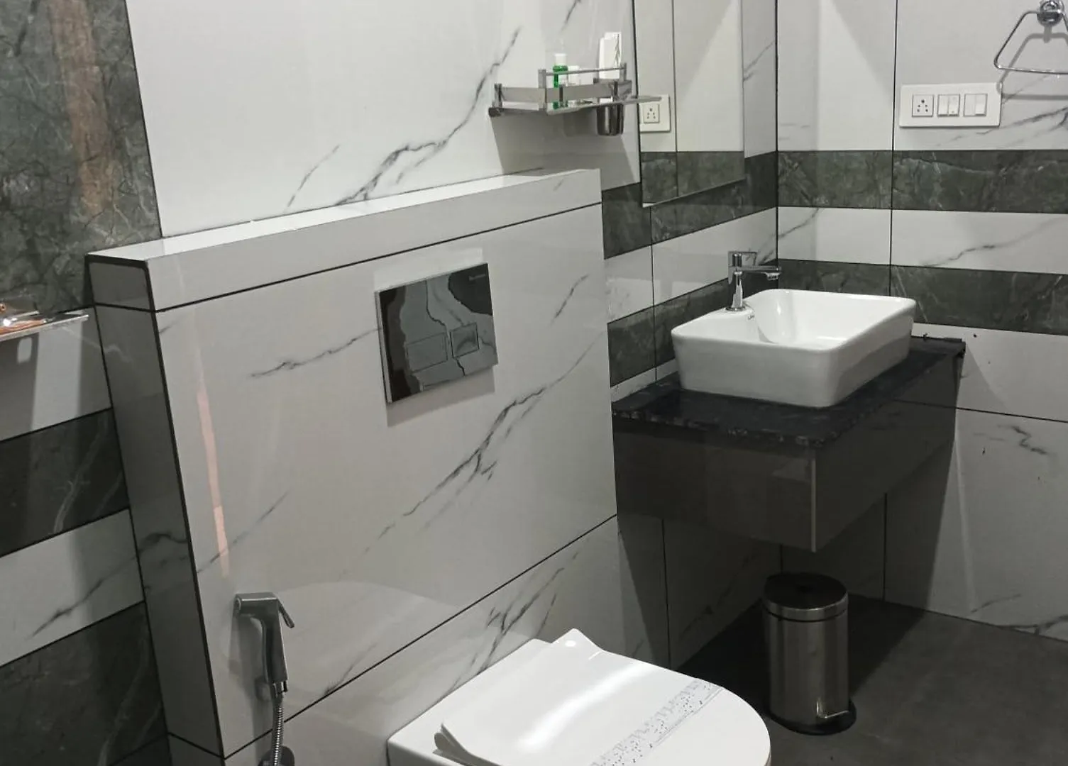 Noble Resort Anachal الهند